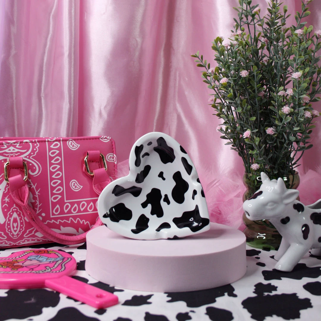 Burning Love Moo Ash Tray 7 Burning Love Moo Ash Tray