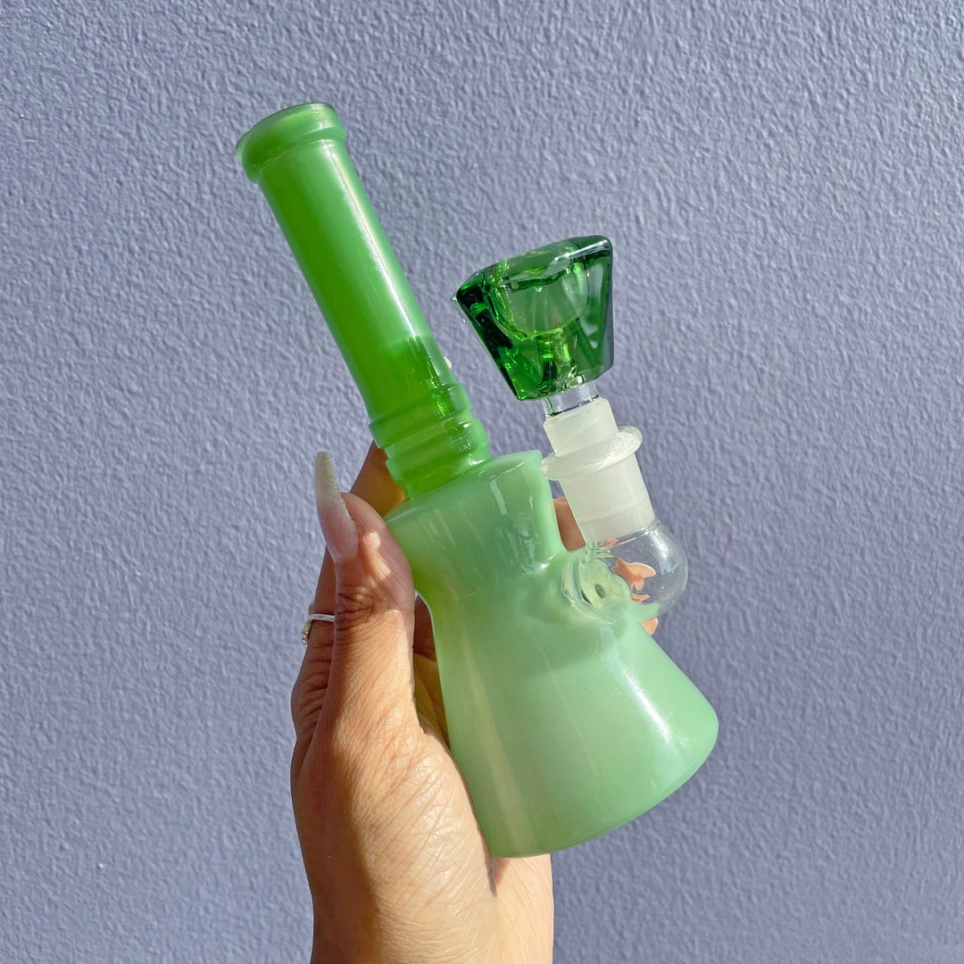 Burning Love Emerald Water Pipe Bongs 4 Burning Love Emerald Water Pipe Bongs