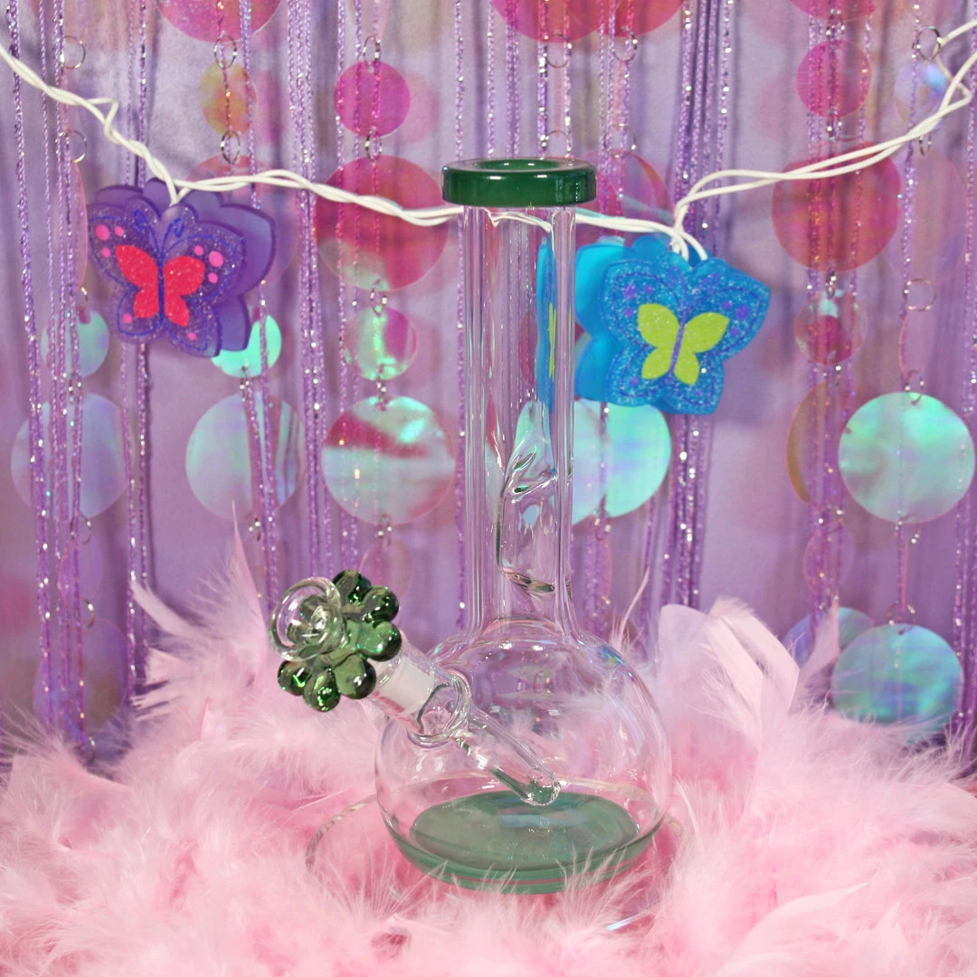 Burning Love Get A Grip Bong- Jade Bongs 8 Burning Love Get A Grip Bong- Jade Bongs