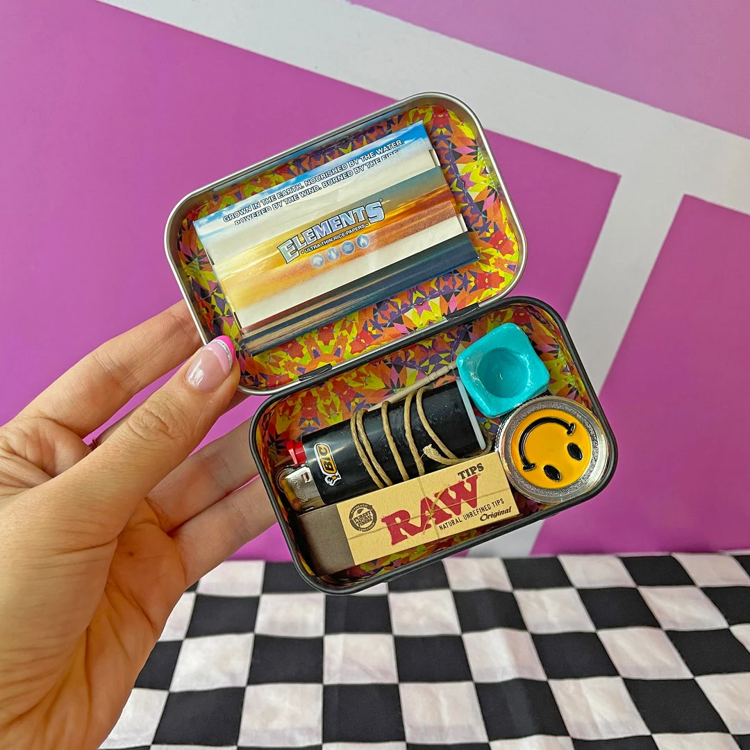 Shop Burning Love Yin Yang Smoking Kit 4 Shop Burning Love Yin Yang Smoking Kit