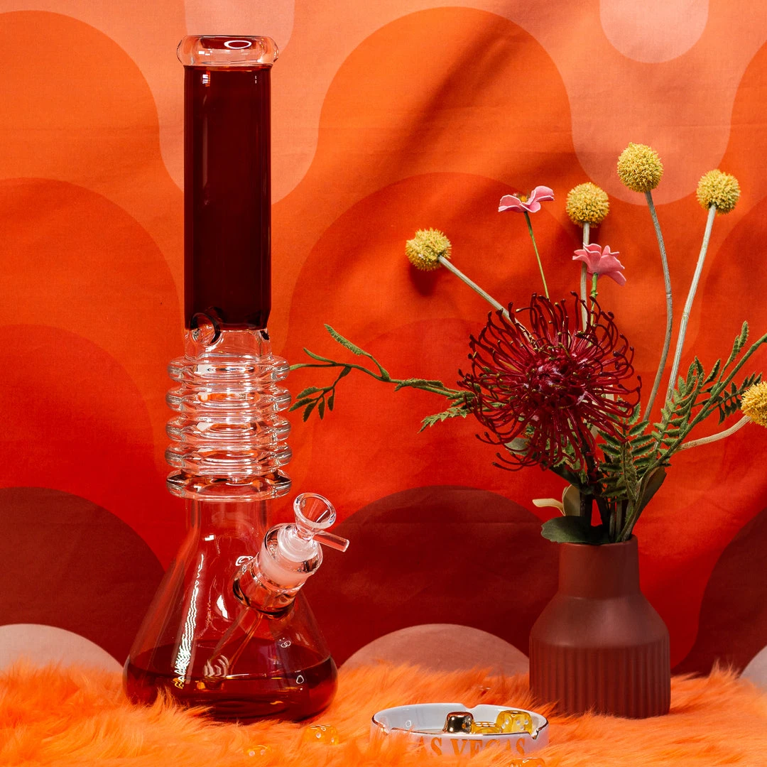 Burning Love 16" Daaaaamn! The Bong- Amber 4 Burning Love 16" Daaaaamn! The Bong- Amber