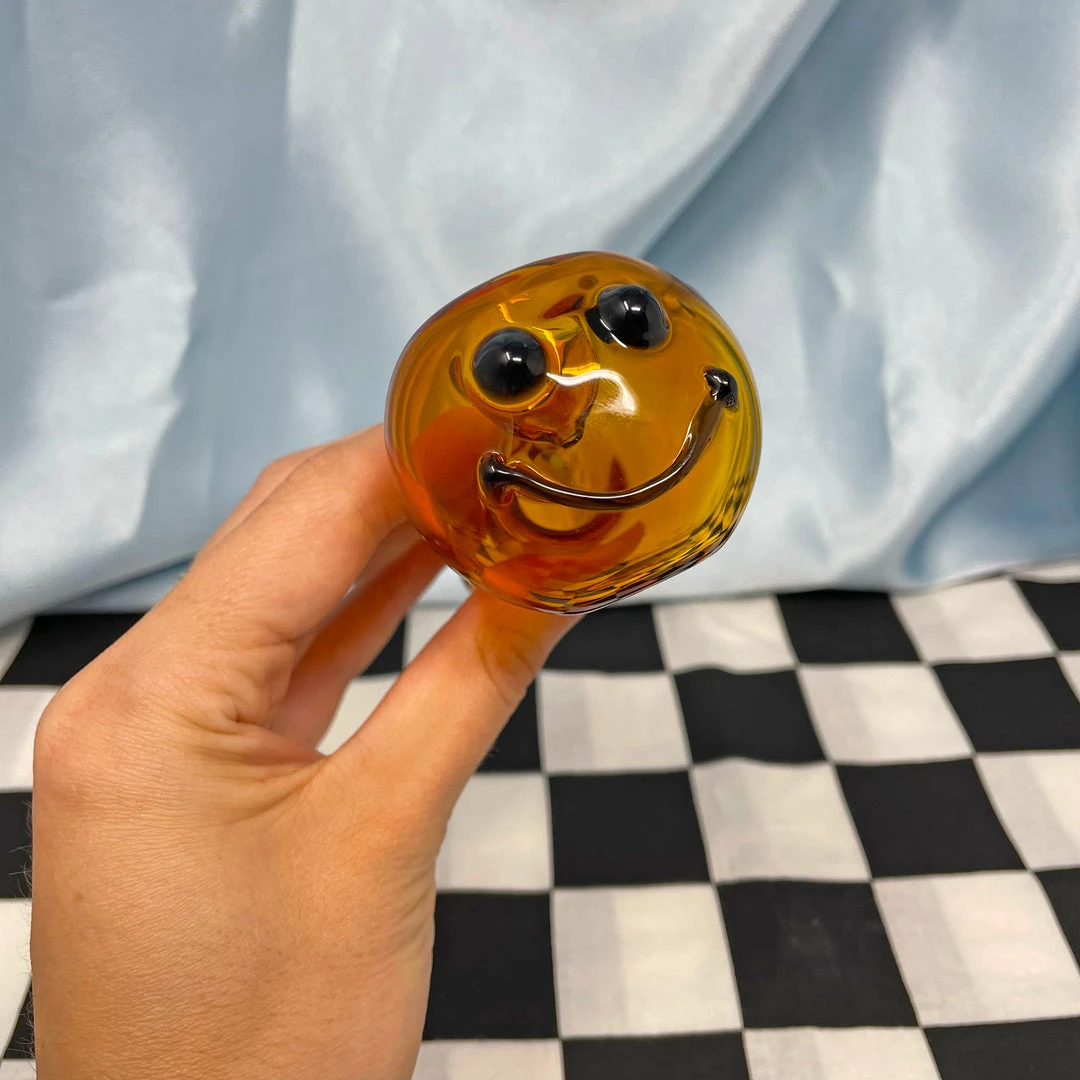 Burning Love Smiley Pipe 4 Burning Love Smiley Pipe