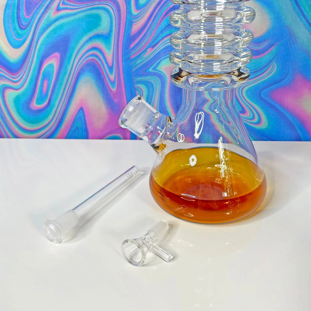 Burning Love 16" Daaaaamn! The Bong- Amber 6 Burning Love 16" Daaaaamn! The Bong- Amber