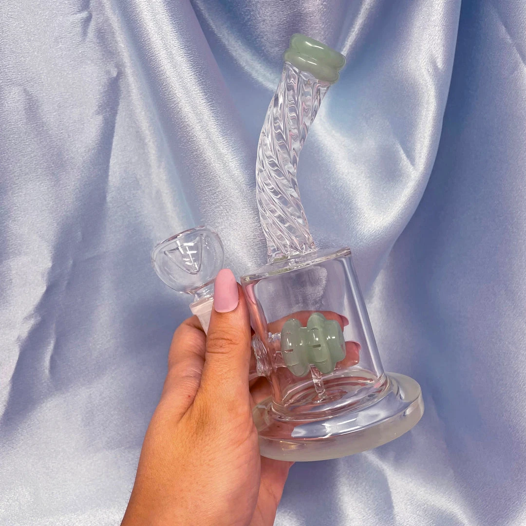 Burning Love Chic Water Pipe- Jade Pipes 6 Burning Love Chic Water Pipe- Jade Pipes