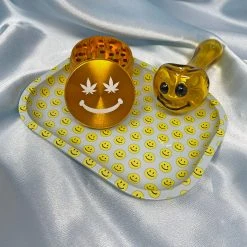 Burning Love Smiley Pipe 17 Burning Love Smiley Pipe