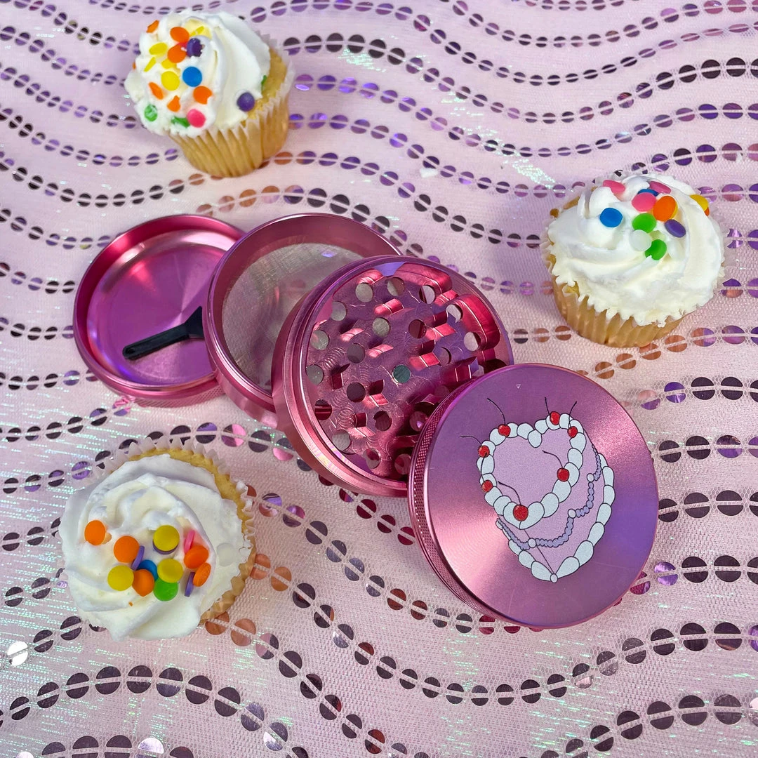 Burning Love Cake N Bake Grinder Accessories 4 Burning Love Cake N Bake Grinder Accessories