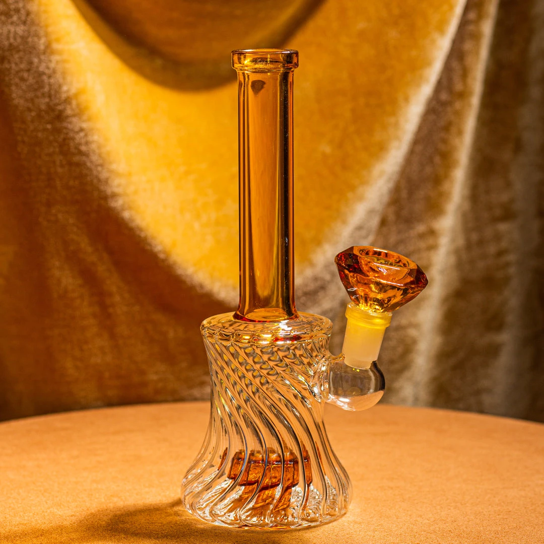 Burning Love Bongs Regal Gem Water Pipe- Amber 5 Burning Love Bongs Regal Gem Water Pipe- Amber