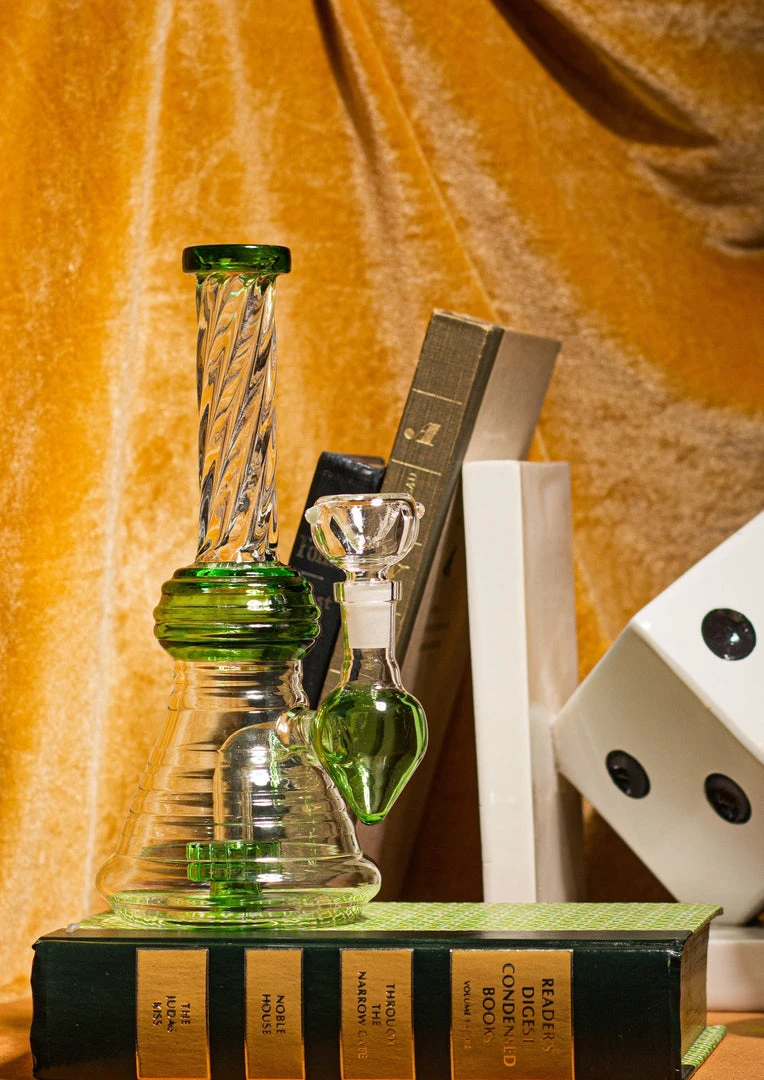 Burning Love Bongs Twirl Water Pipe- Green 5 Burning Love Bongs Twirl Water Pipe- Green