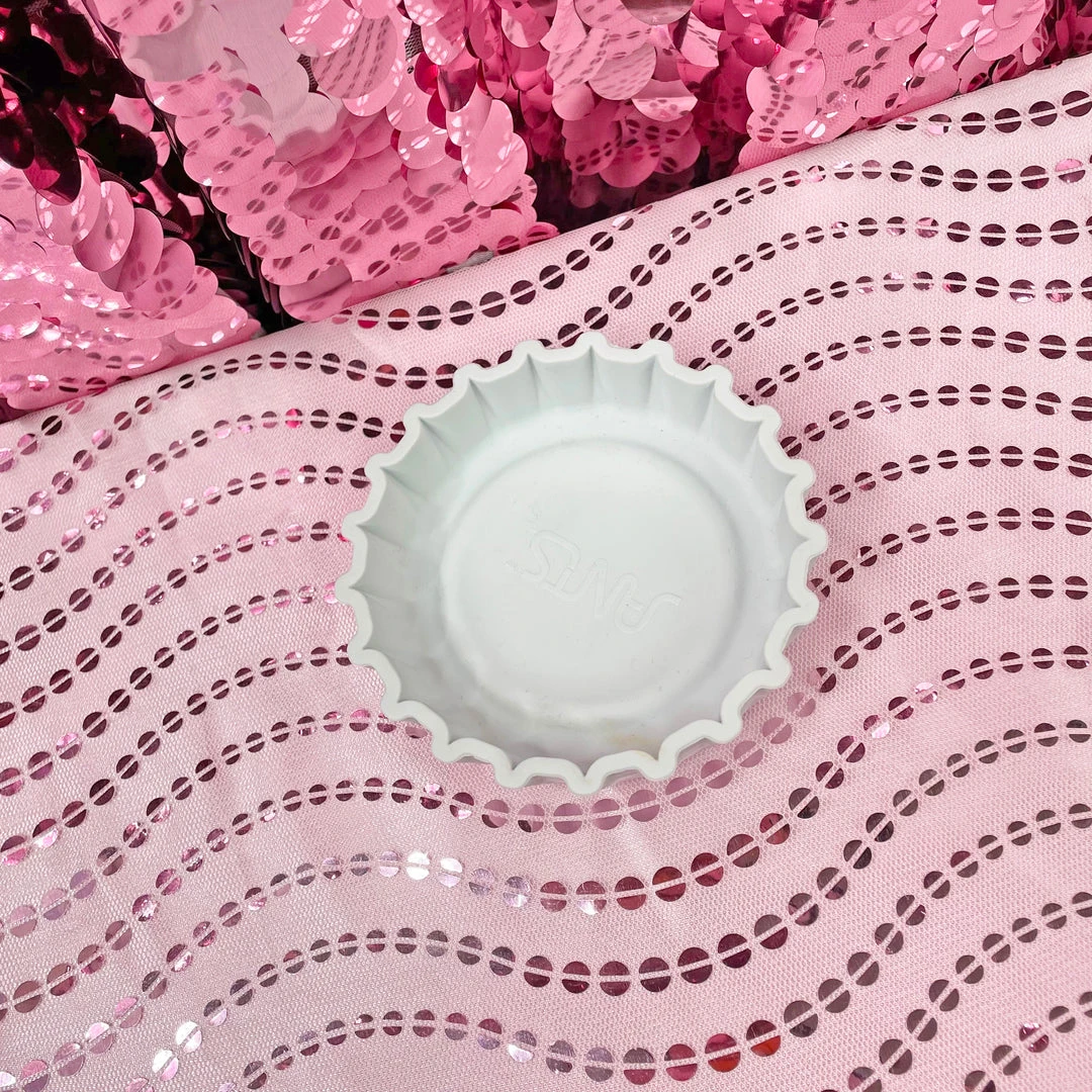 Burning Love Moo Silicone Bottlecap Ash Tray Ash Trays 6 Burning Love Moo Silicone Bottlecap Ash Tray Ash Trays