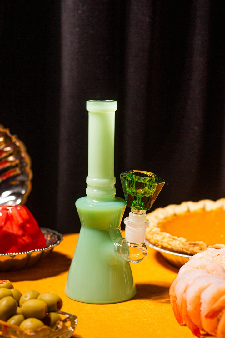 Burning Love Emerald Water Pipe Bongs 9 Burning Love Emerald Water Pipe Bongs