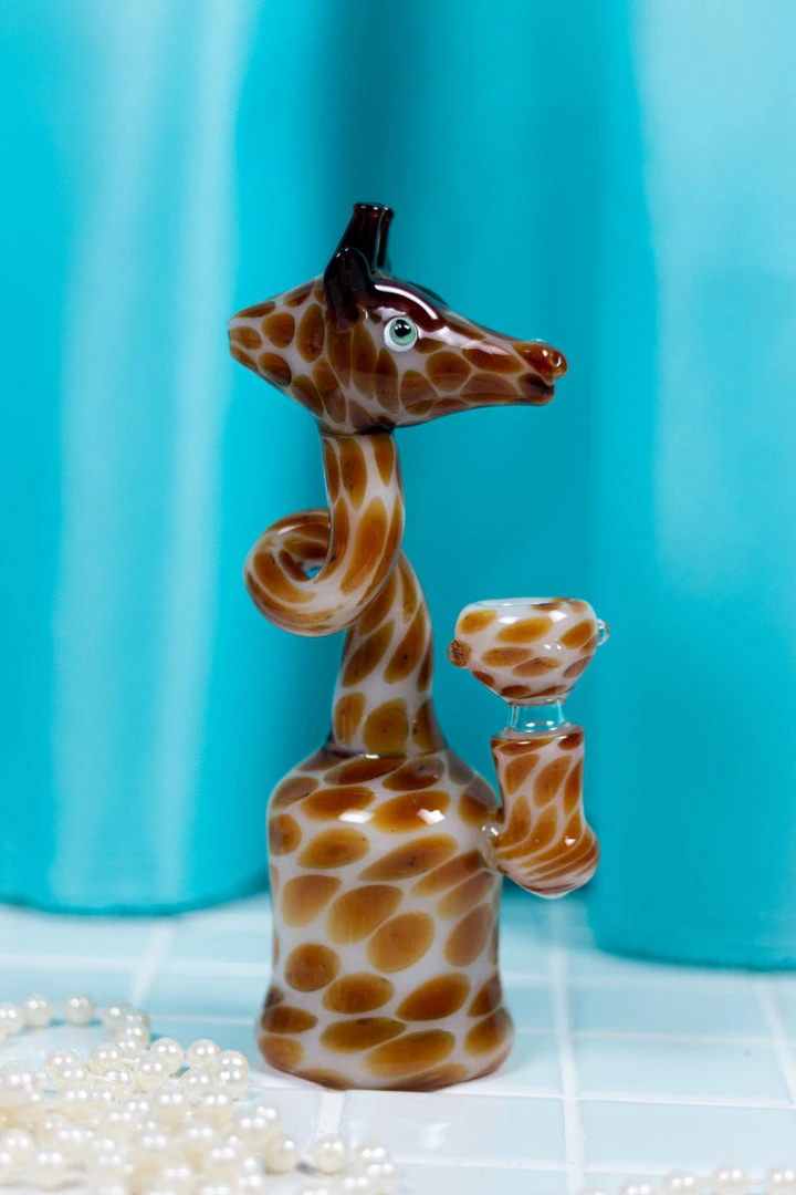 Burning Love Giraffe Bong Bongs 8 Burning Love Giraffe Bong Bongs