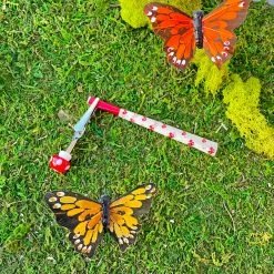 Shop Burning Love Mushroom J Clip Joint Accessories