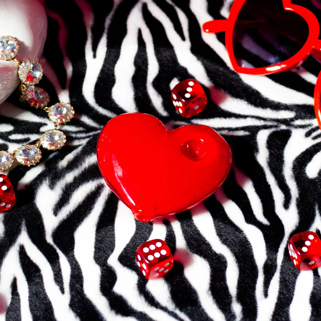 Burning Love Party Heart Pipe- Red Pipes 5 Burning Love Party Heart Pipe- Red Pipes