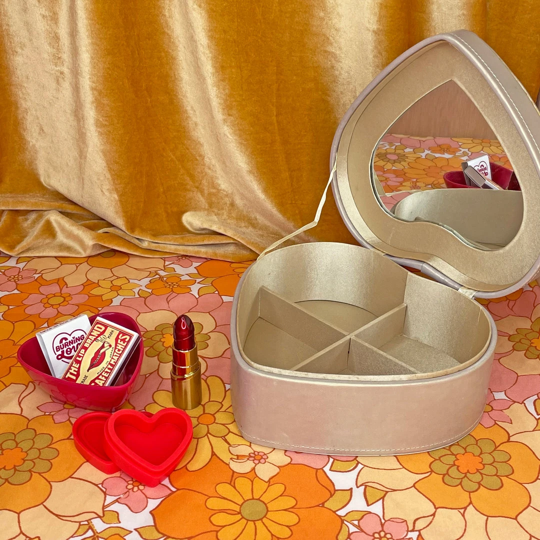 Burning Love Lipstick Lighter Lighters 11 Burning Love Lipstick Lighter Lighters