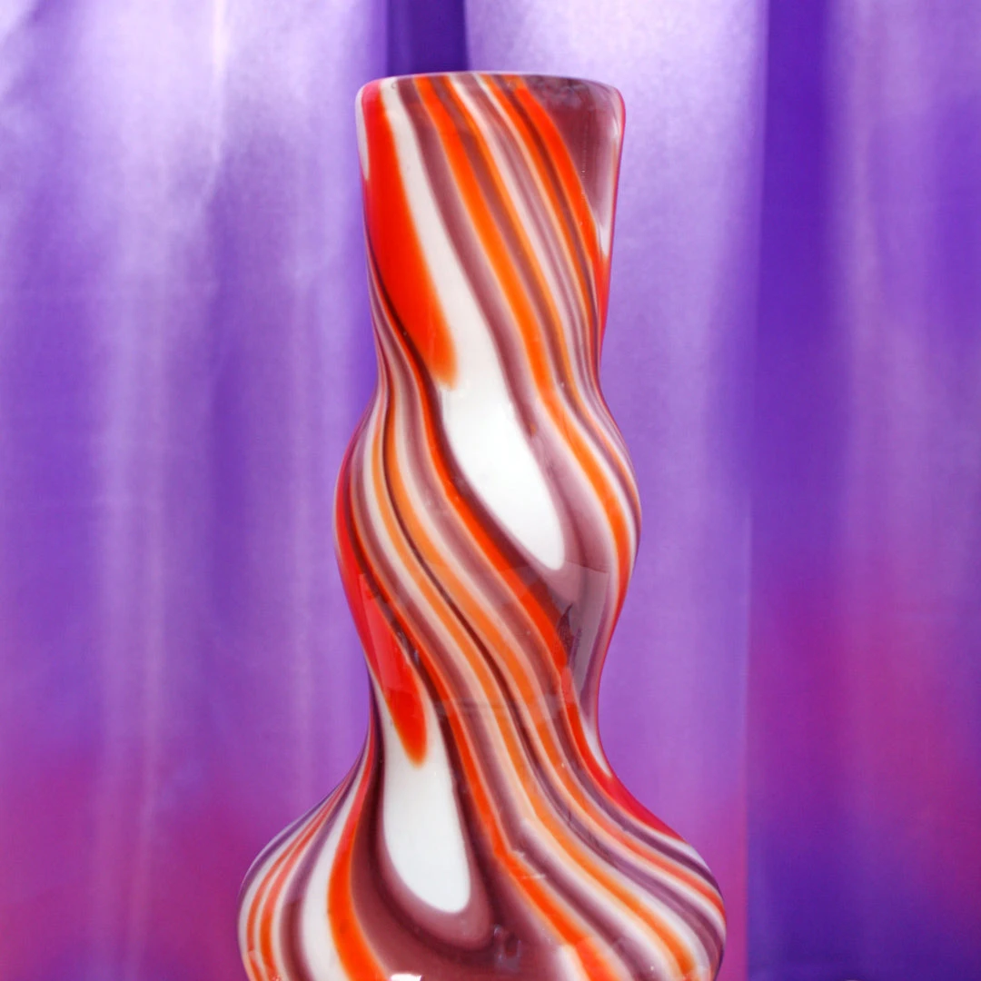 Burning Love Bongs Retro Swirl Bong 4 Burning Love Bongs Retro Swirl Bong