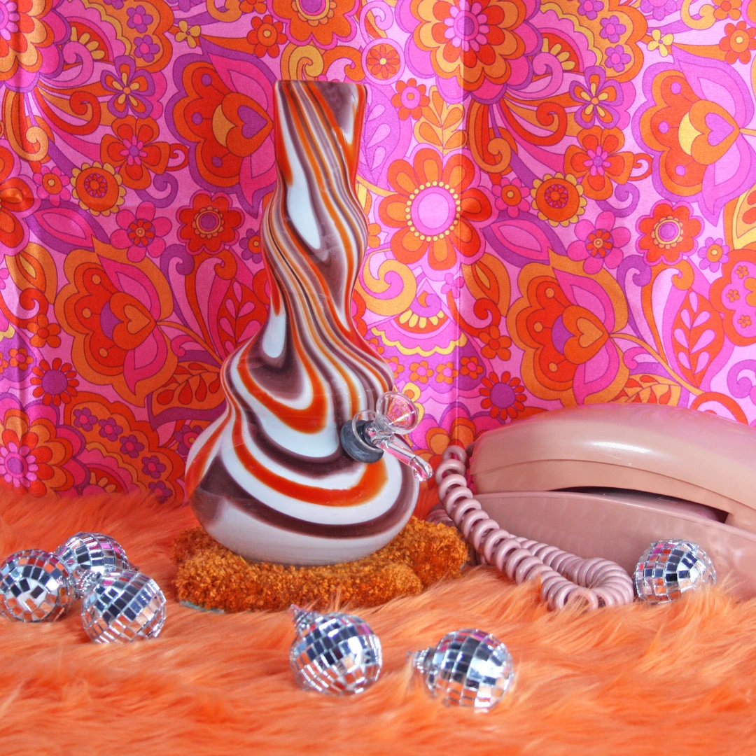 Burning Love Bongs Retro Swirl Bong 8 Burning Love Bongs Retro Swirl Bong