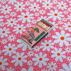 Burning Love Alligator Matches Lighters