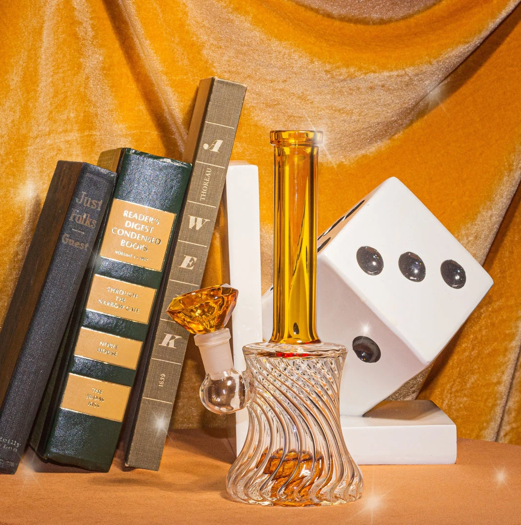 Burning Love Bongs Regal Gem Water Pipe- Amber 3 Burning Love Bongs Regal Gem Water Pipe- Amber