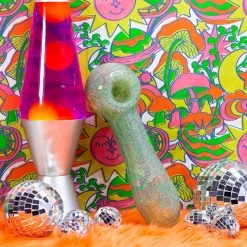 Burning Love 10" Comically Large Pipe Pipes