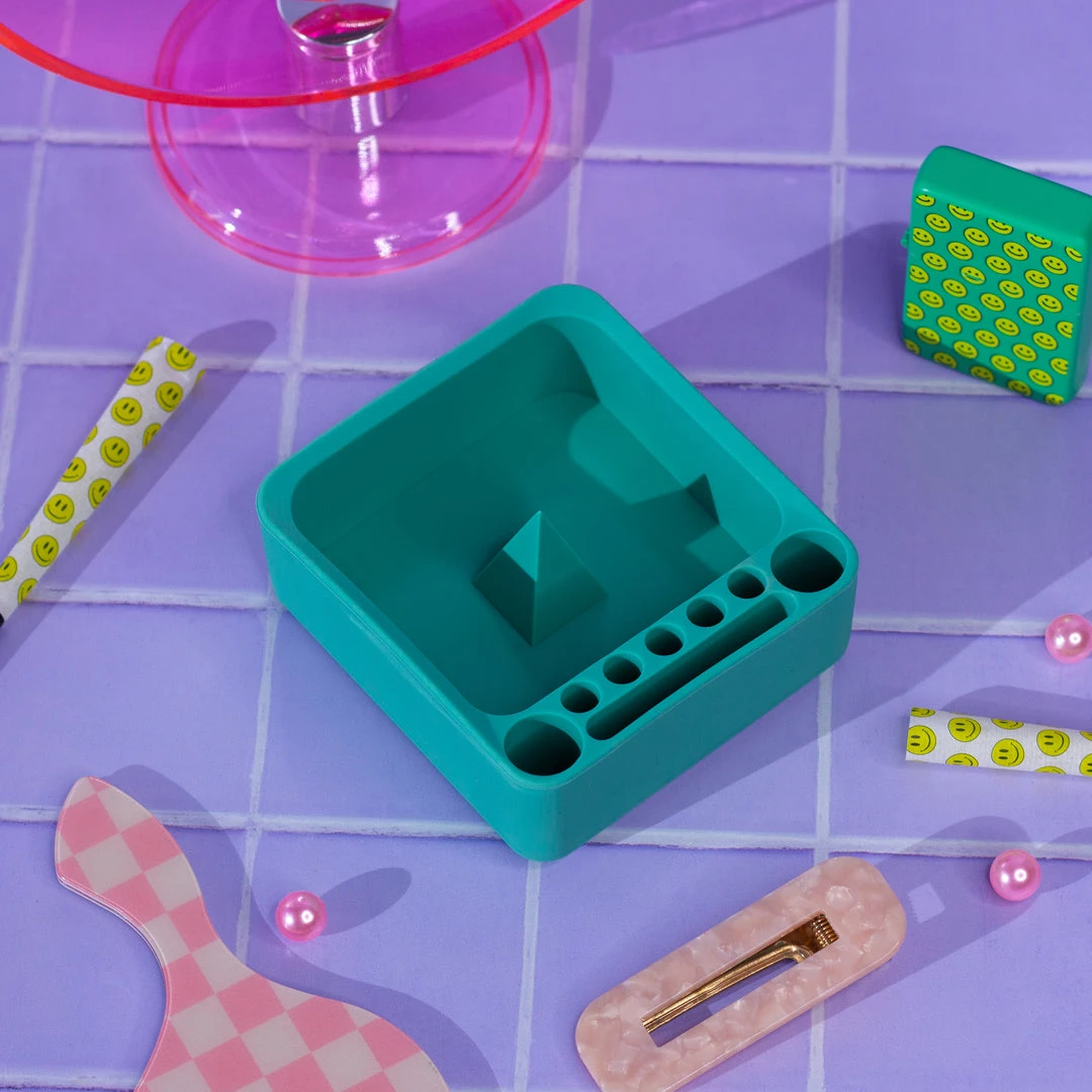 Burning Love Teal Silicone Debowler Ash Tray 4 Burning Love Teal Silicone Debowler Ash Tray