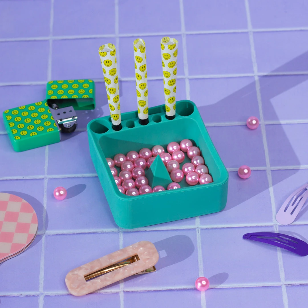 Burning Love Teal Silicone Debowler Ash Tray 5 Burning Love Teal Silicone Debowler Ash Tray