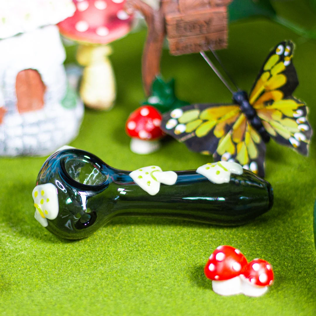 Burning Love Mushroom Bowl- Gray Pipes 4 Burning Love Mushroom Bowl- Gray Pipes