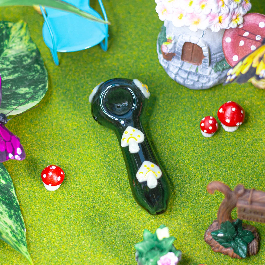 Burning Love Mushroom Bowl- Gray Pipes 3 Burning Love Mushroom Bowl- Gray Pipes