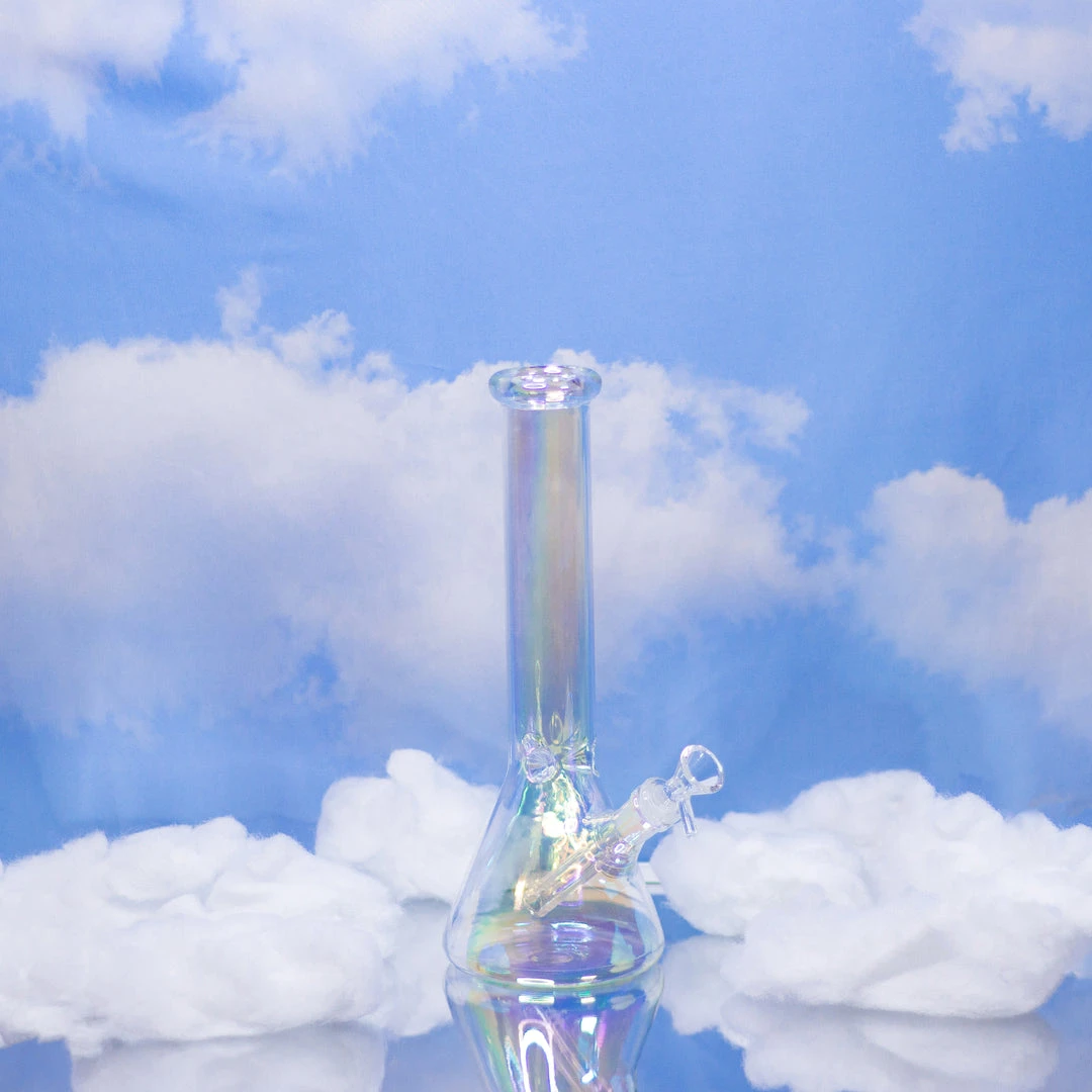 Burning Love Mommy (12") Iridescent Beaker Bong 4 Burning Love Mommy (12") Iridescent Beaker Bong