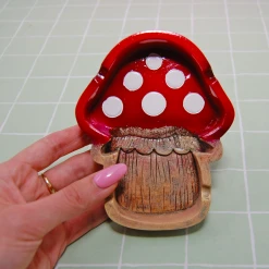 Burning Love Red Mushroom Ash Tray 9 Burning Love Red Mushroom Ash Tray