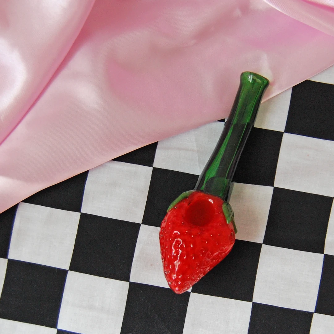 Burning Love Pipes Mini Strawberry Fruit Bowl 7 Burning Love Pipes Mini Strawberry Fruit Bowl