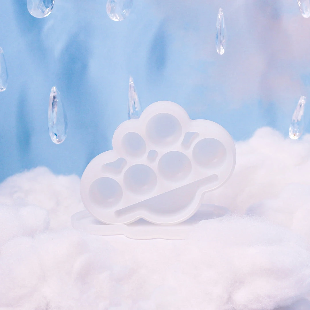 Burning Love Cloud Silicone Container- White 4 Burning Love Cloud Silicone Container- White