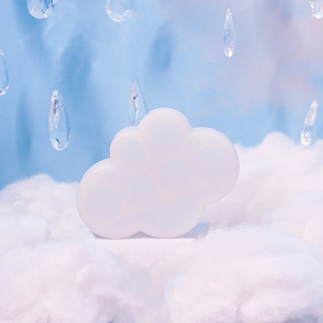 Burning Love Cloud Silicone Container- White 3 Burning Love Cloud Silicone Container- White